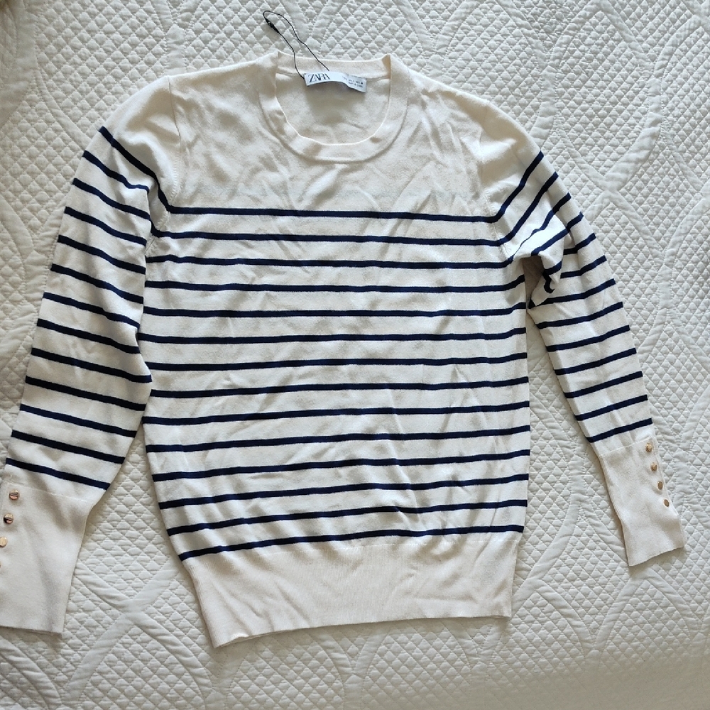 Zara Cream and Navy Striped Knit Top